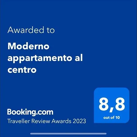 Moderno Al Centro Apartment *